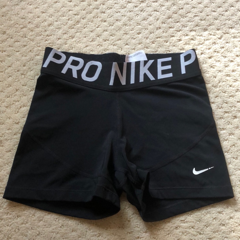 Nike Pro Women’s 3” Shorts